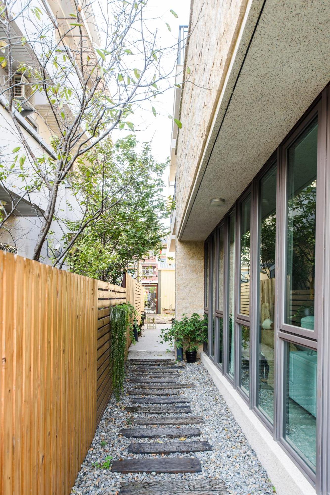 Rainbow Field House Apartman Csicsi Kültér fotó